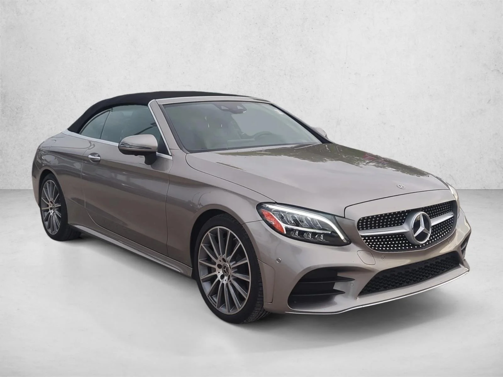 Used 2019 Mojave Silver Metallic Mercedes-Benz C 300 image 4
