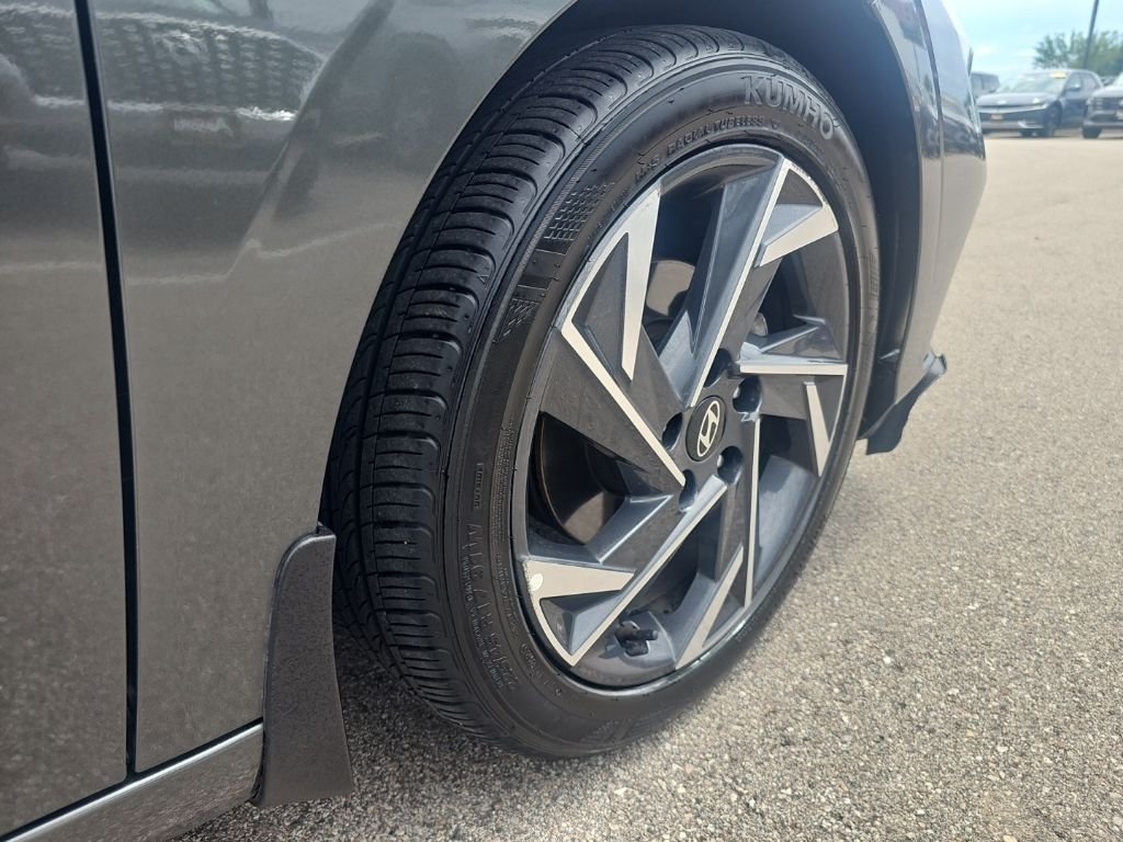 2024 Hyundai Elantra SEL - Photo 40