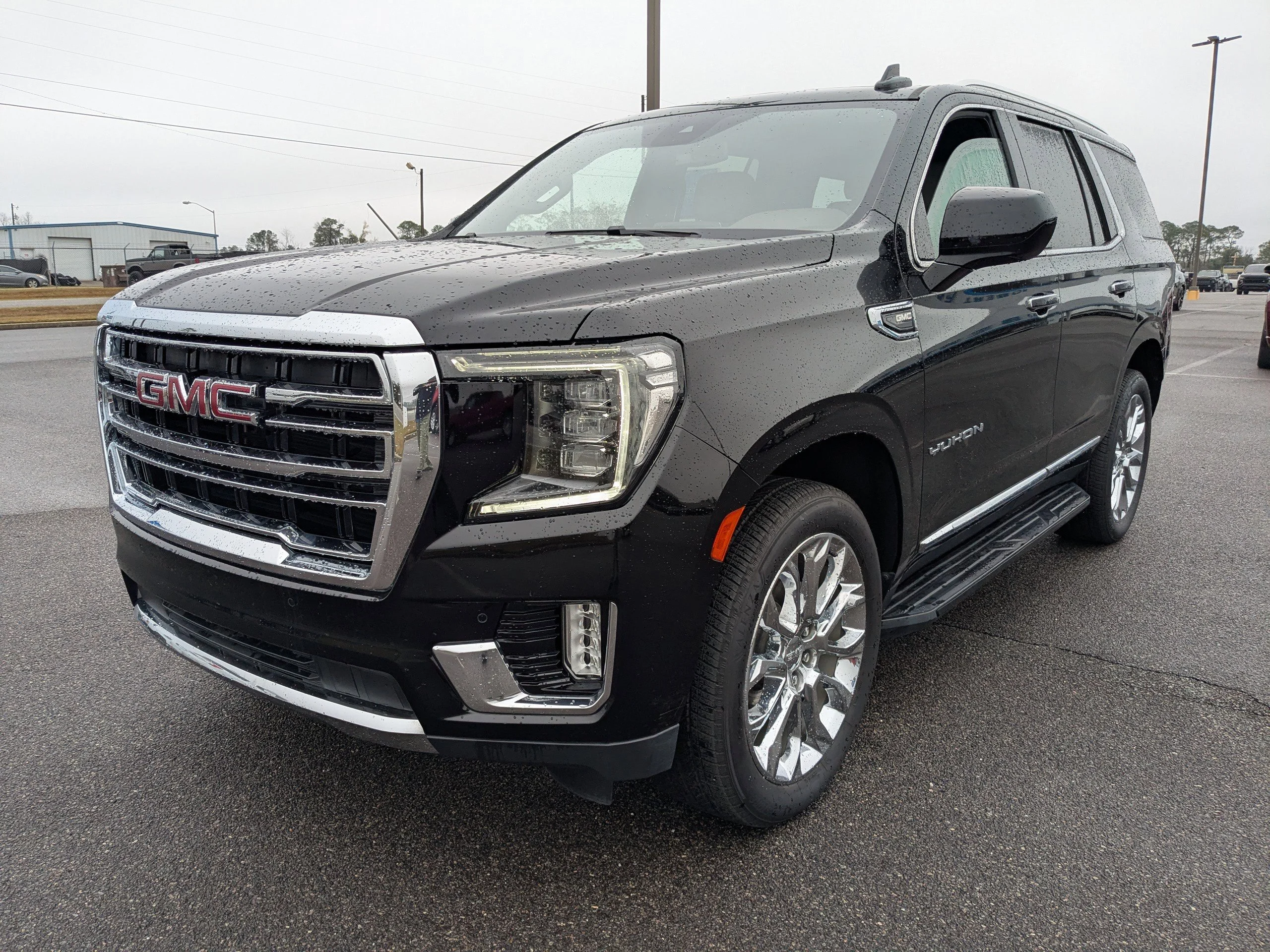 Used 2023 Onyx Black GMC SLT image 8