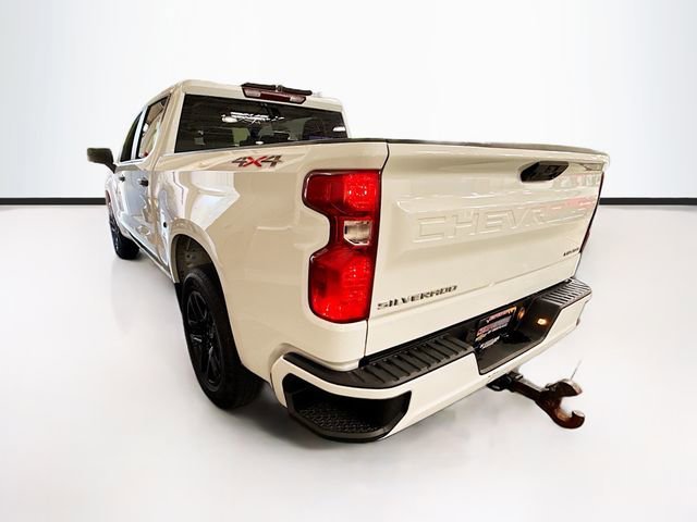 Used 2024 Summit White Chevrolet Custom image 8