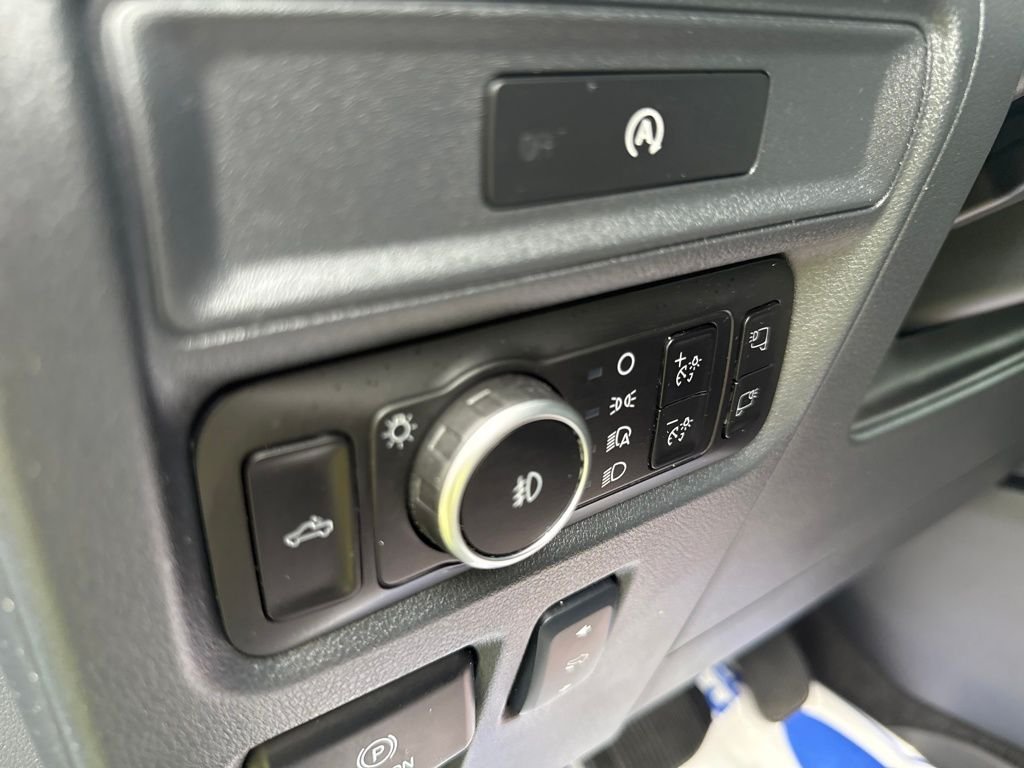 Used 2025 Antimatter Blue Metallic Ford Tremor image 15