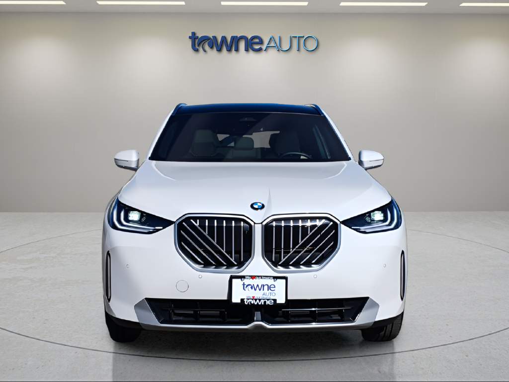 Used 2026 White BMW 30 xDrive image 9