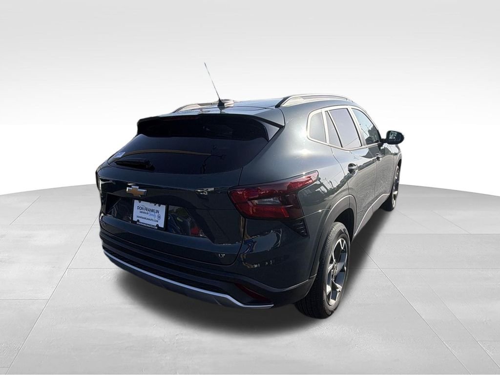 Used 2025 Gray Chevrolet LT image 14