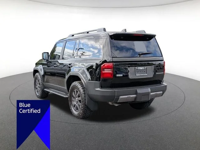 Used 2025 Black Toyota Base image 5
