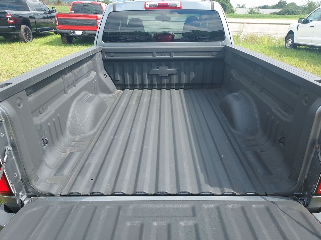 Used 2021 Gray Chevrolet Work Truck image 9