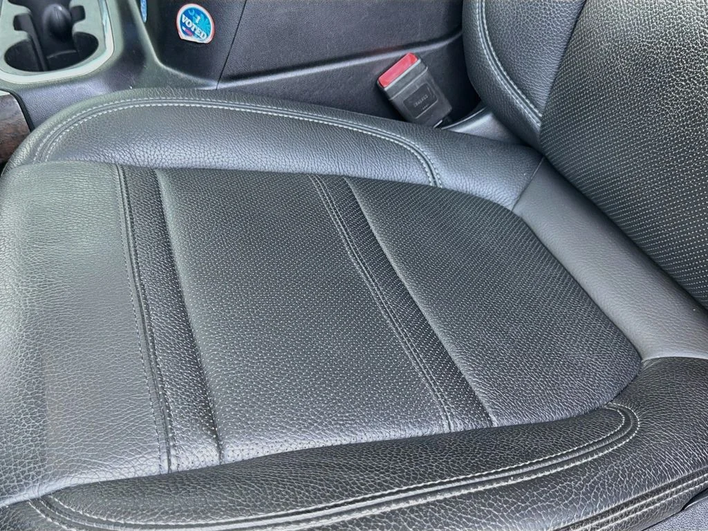 Used 2019 Onyx Black GMC Denali image 20
