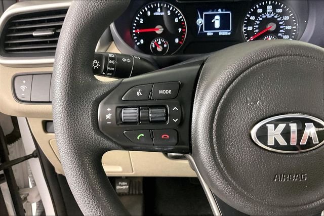 Used 2017 White Kia LX image 10
