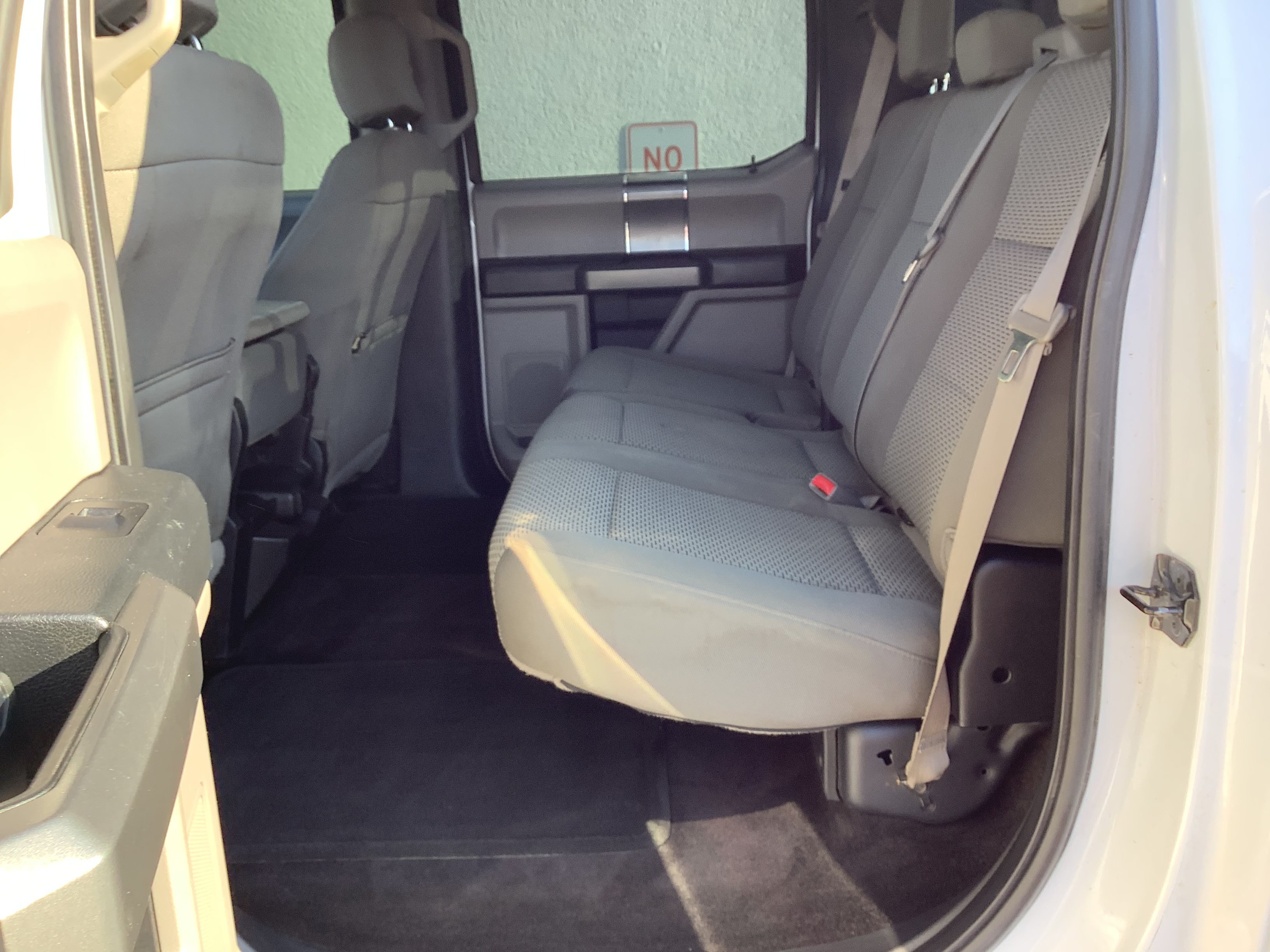Used 2017 White Ford XLT image 7