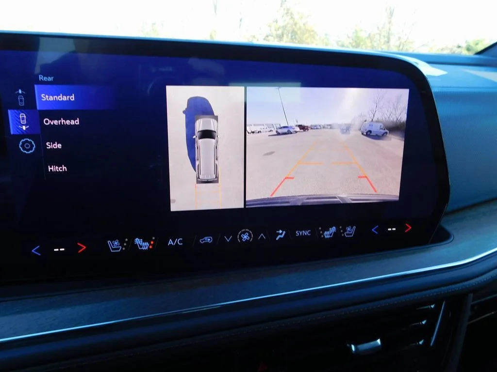 2025 Chevrolet Suburban High Country - Photo 45