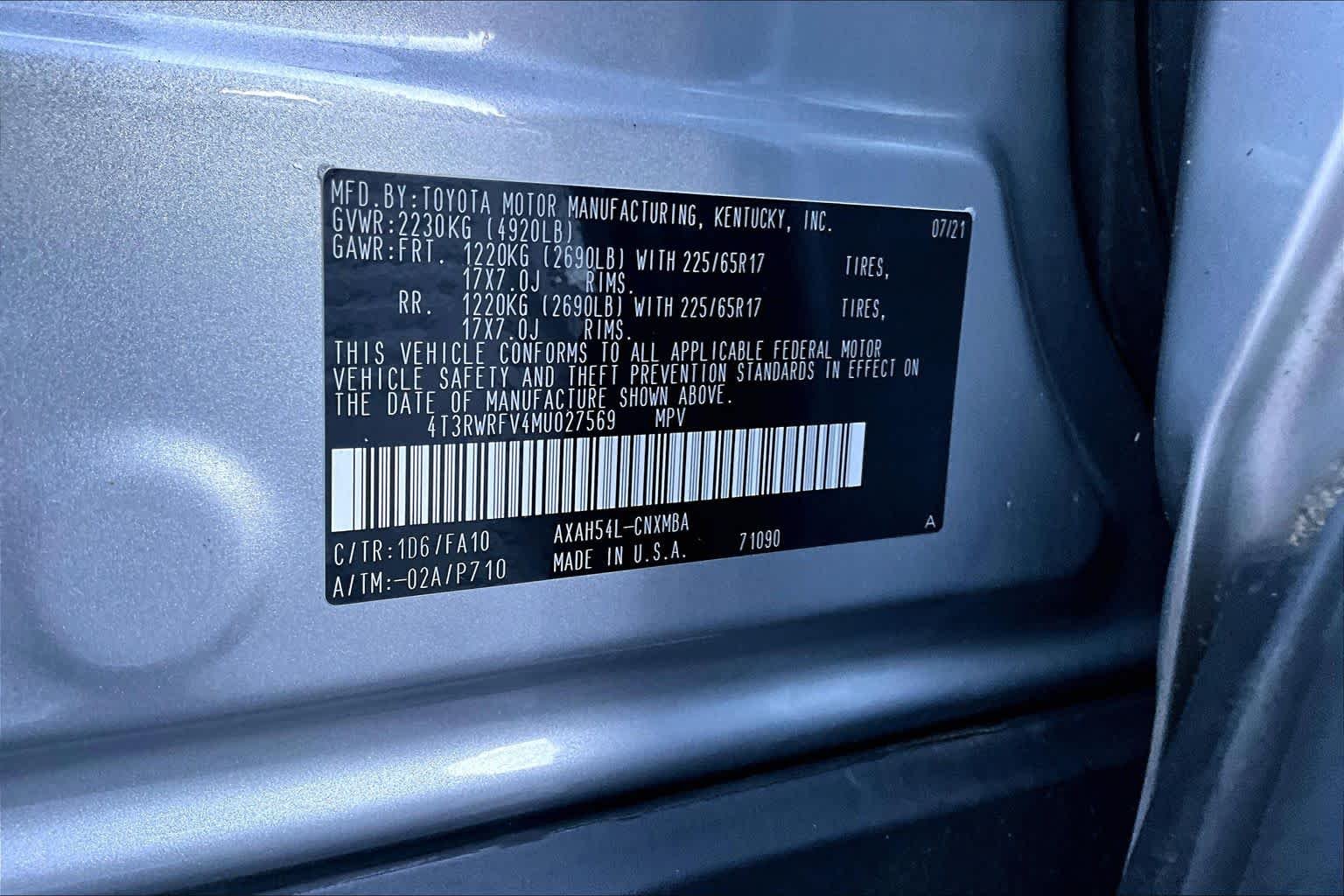 Used 2021 Silver Sky Metallic Toyota Hybrid XLE image 34
