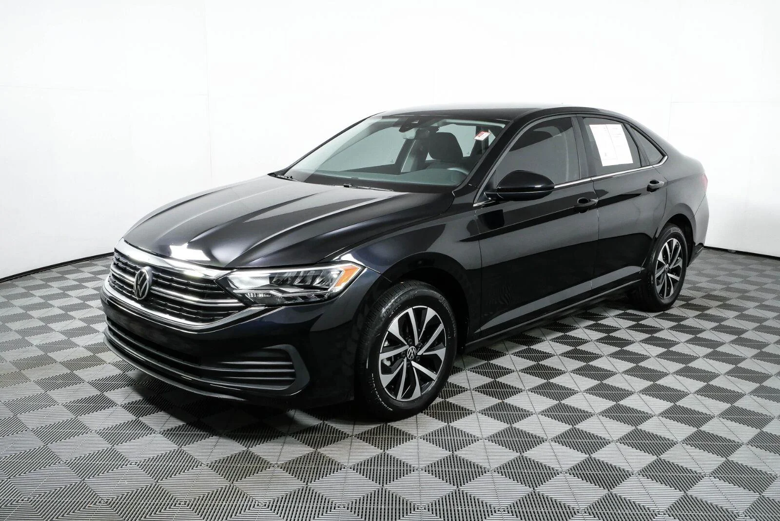 3VW5M7BU4PM023000
