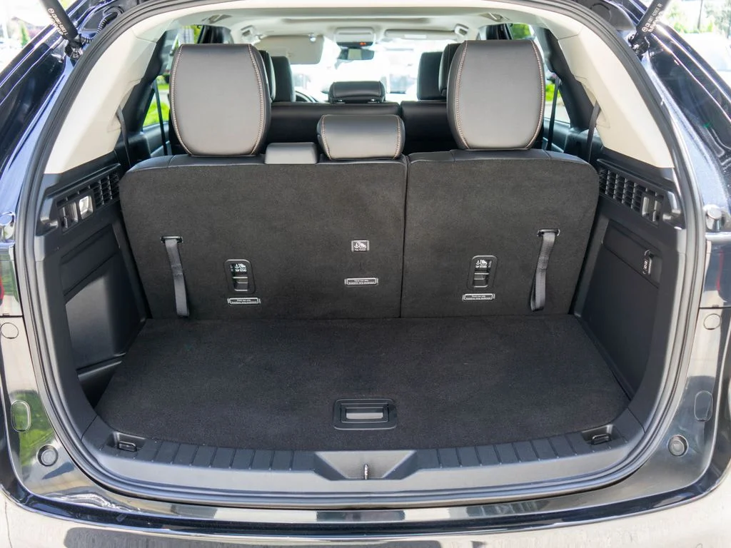 Used 2025 Black Mazda 3.3 Turbo Preferred image 33