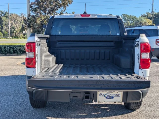 New 2026 Oxford White Ford XLT image 13