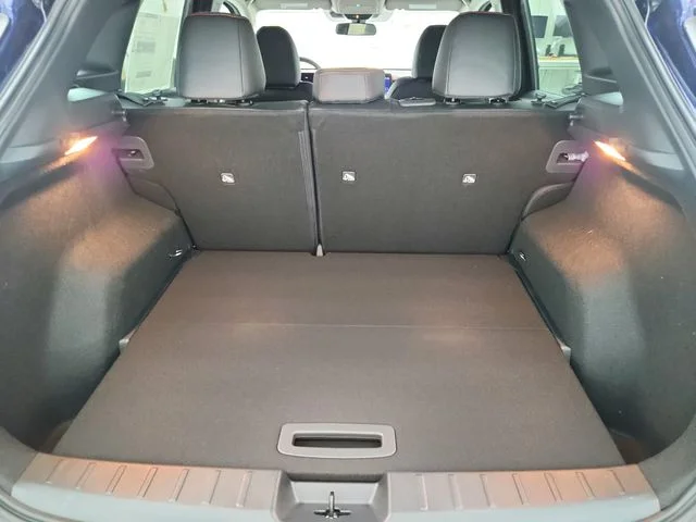 2026 Nissan KICKS SR - Photo 38