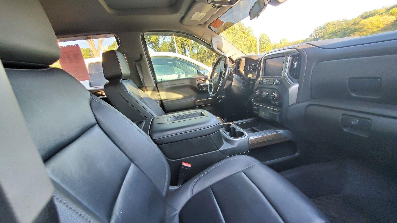 Used 2021 SATIN STEEL METALLIC Chevrolet RST image 4