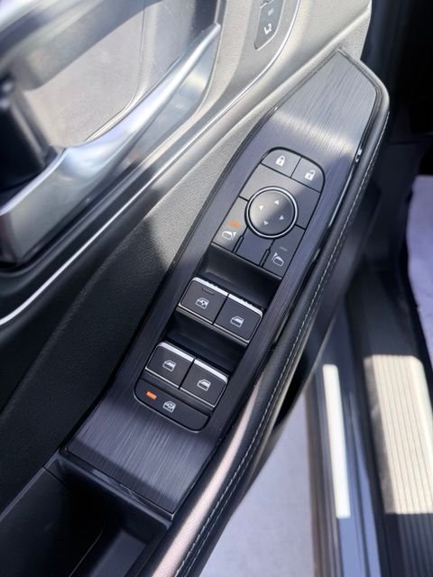 2025 Nissan Rogue Platinum - Photo 24