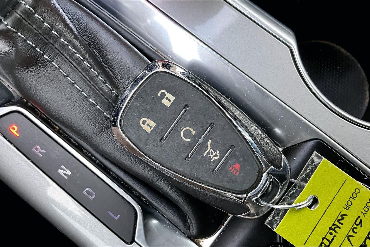 Used 2020 Summit White Chevrolet LT image 14