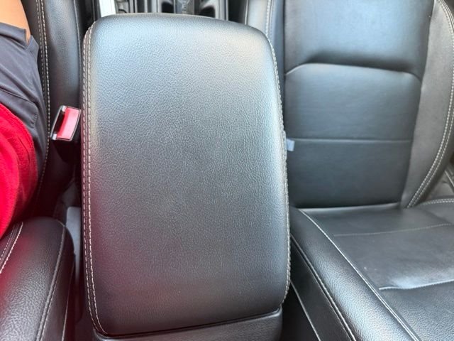 Used 2023 Gray Jeep Sahara image 33