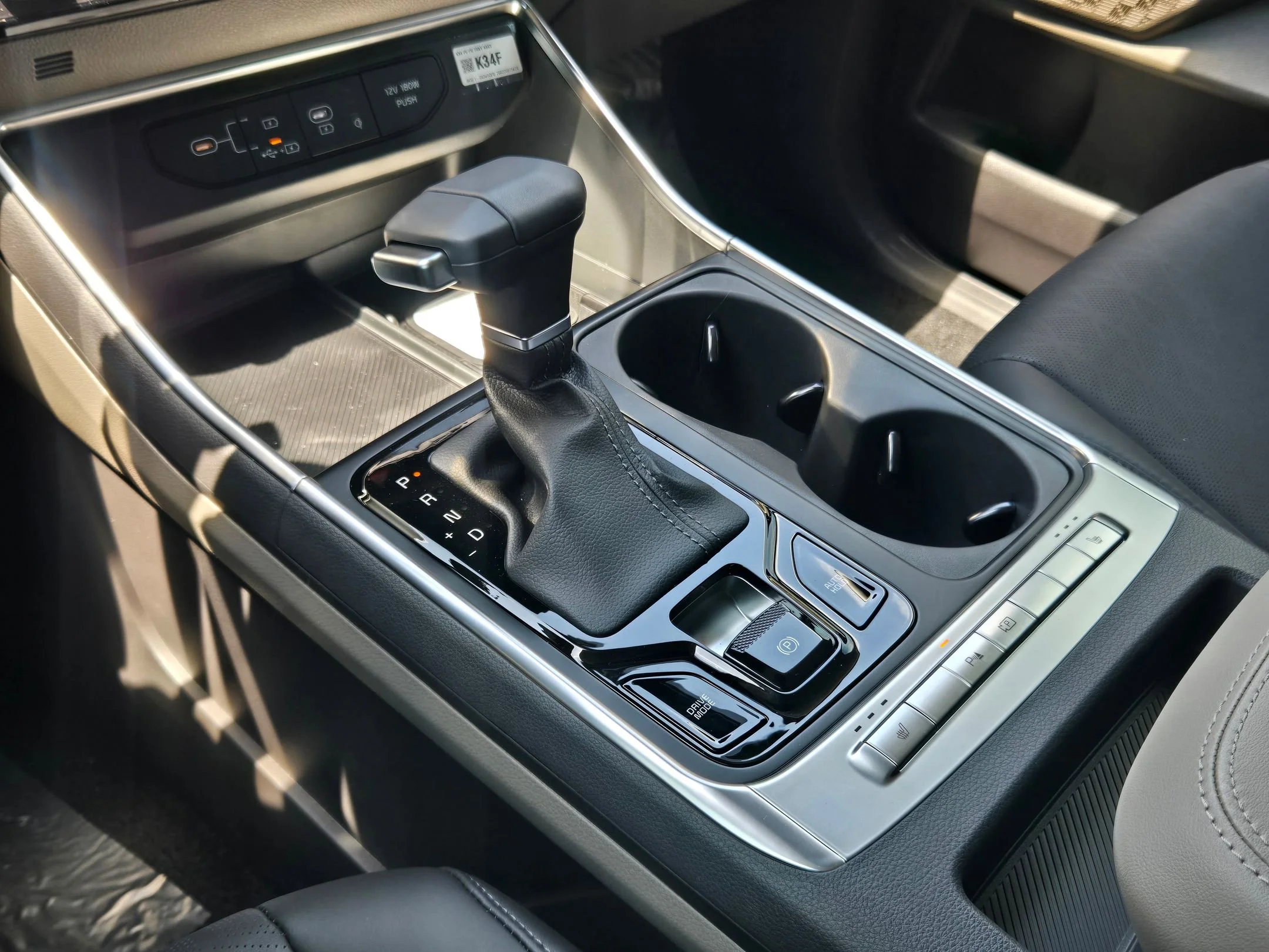 New 2026 Ceramic White Kia EX image 31