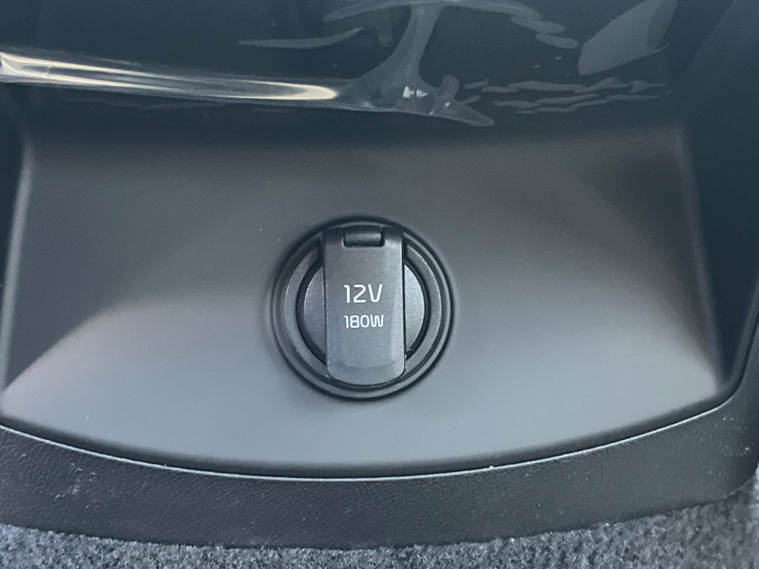 2025 Kia Sorento EX - Photo 19