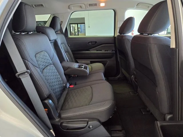 Used 2025 Silver Nissan SV image 19