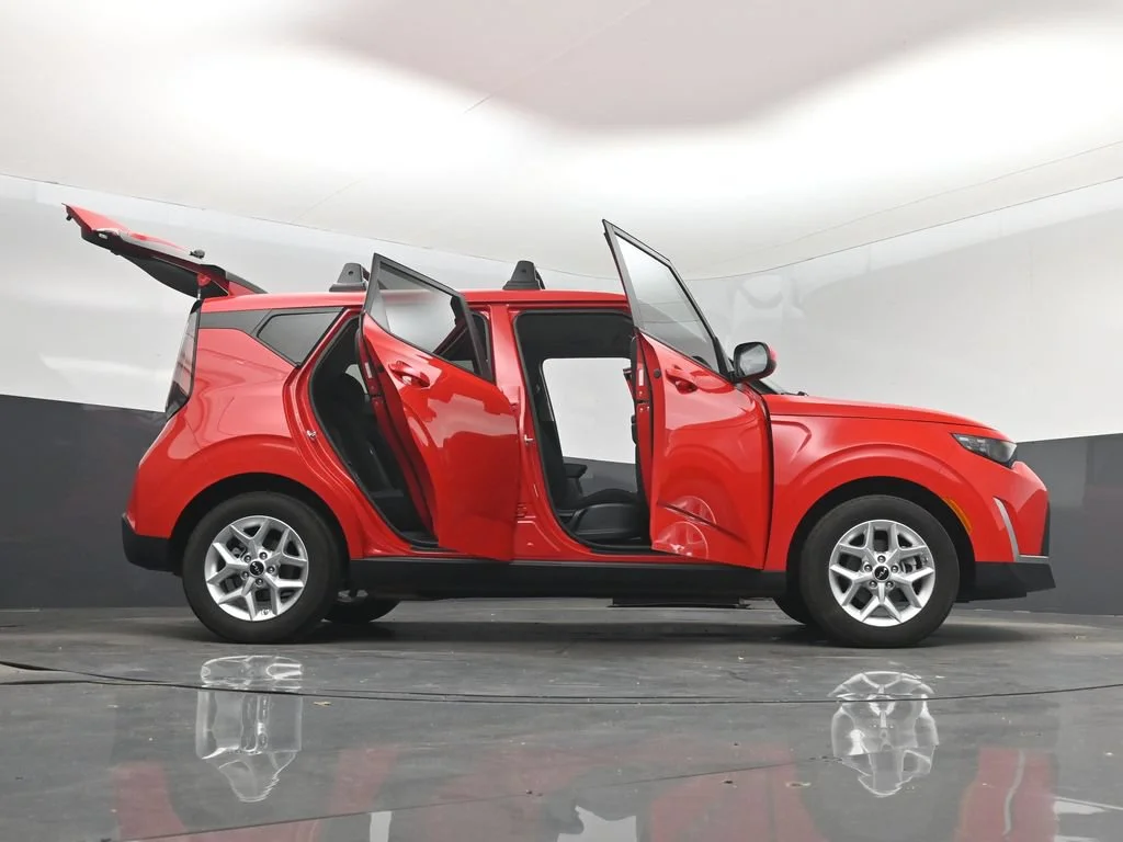 Used 2025 Red Kia LX image 7