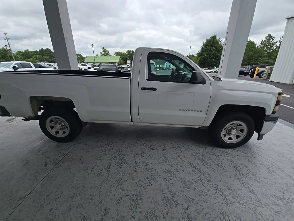 Used 2015 SUMMIT WHITE Chevrolet Work Truck image 9