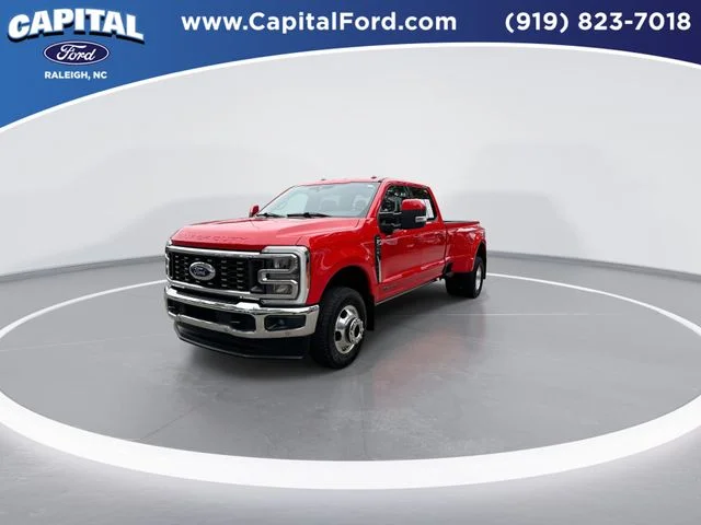 Used 2023 Red Ford Lariat image 4