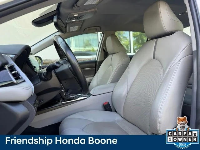 Used 2022 Beige Toyota XLE image 17
