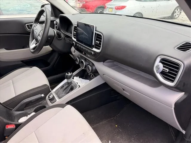 Used 2025 Gray Hyundai SEL image 27