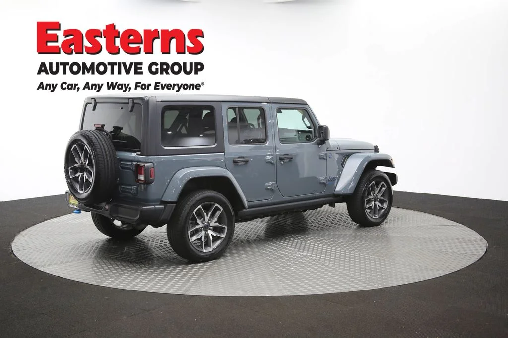 Used 2024 Gray Jeep Sport S 4xe image 42
