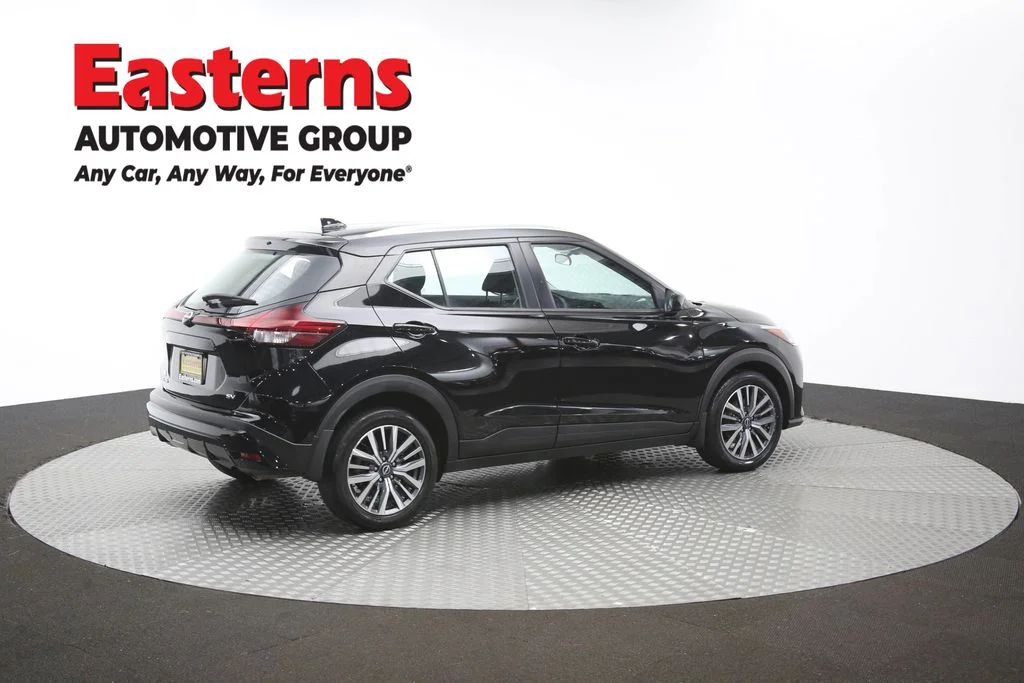 Used 2023 Black Nissan SV image 40
