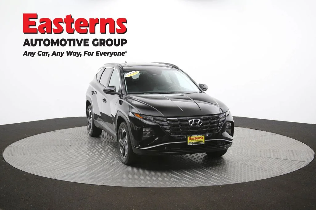 Used 2023 Black Hyundai SEL image 51