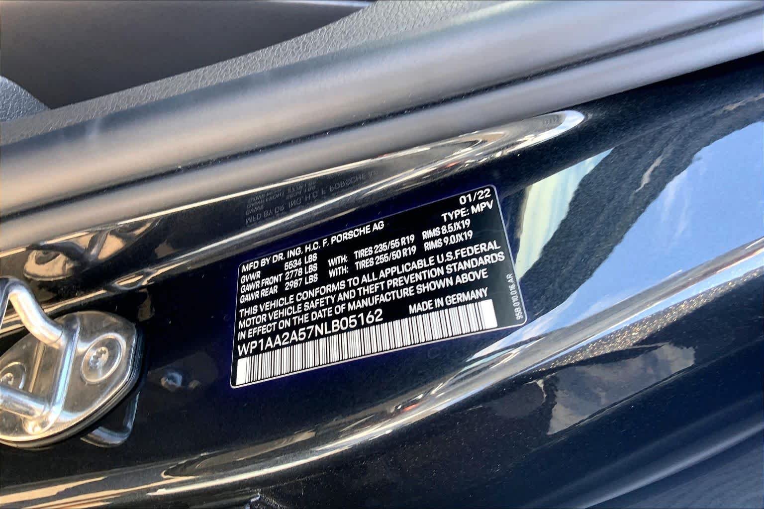 Used 2022 GRAY Porsche  image 30