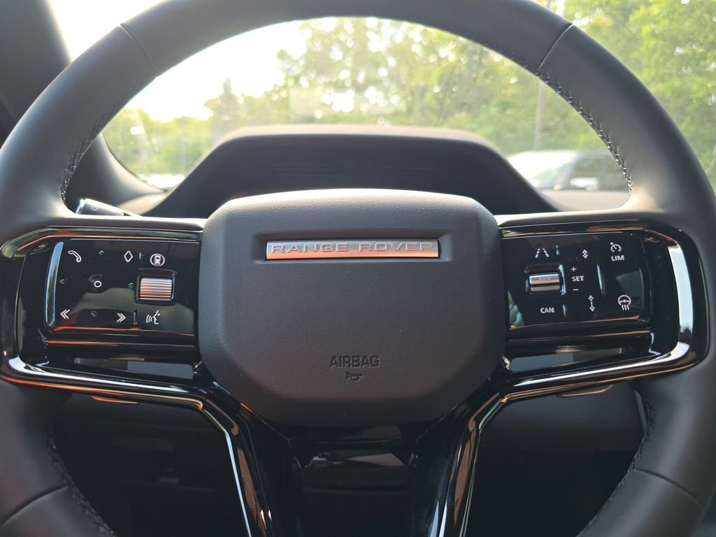 New 2026 Fuji White Land Rover S image 25