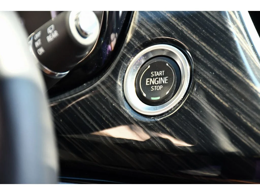 Used 2024 Argent Silver Metallic Cadillac Premium Luxury image 37