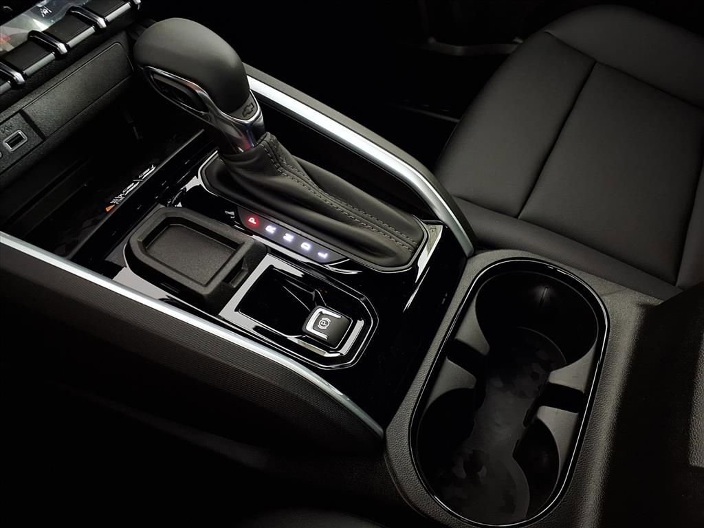 2026 Chevrolet Colorado LT - Photo 26