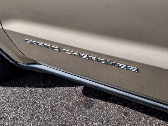 Used 2014 Beige Jeep Laredo image 12