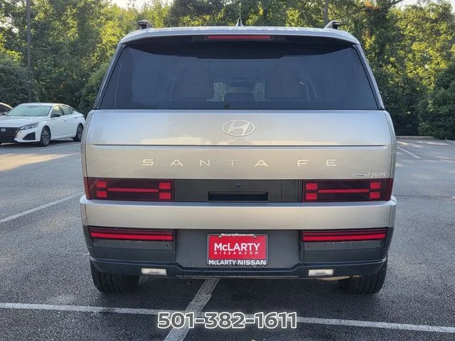 Used 2024 Silver Hyundai SEL image 4