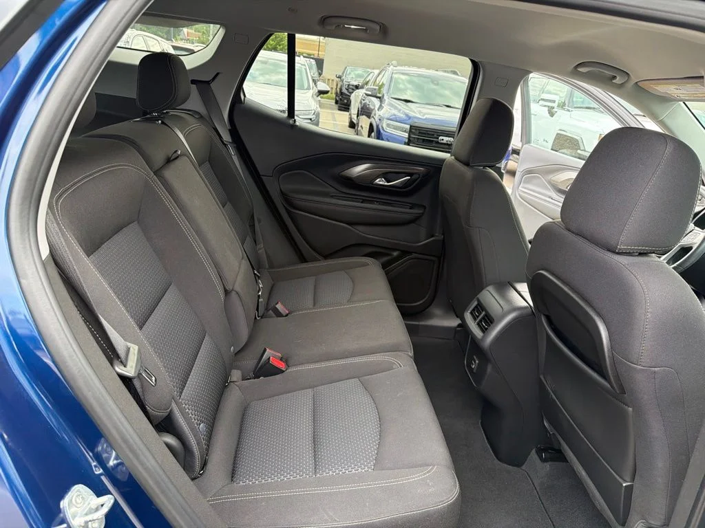 Used 2023 Blue GMC SLE image 24