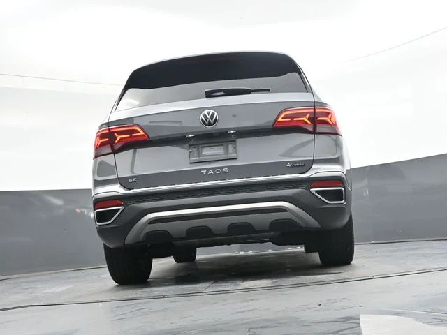 Used 2023 Gray Volkswagen 1.5T SE image 33
