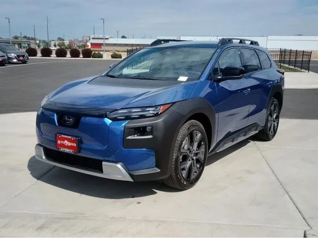 New 2026 DAYBREAK BLUE PEARL Subaru Limited image 7