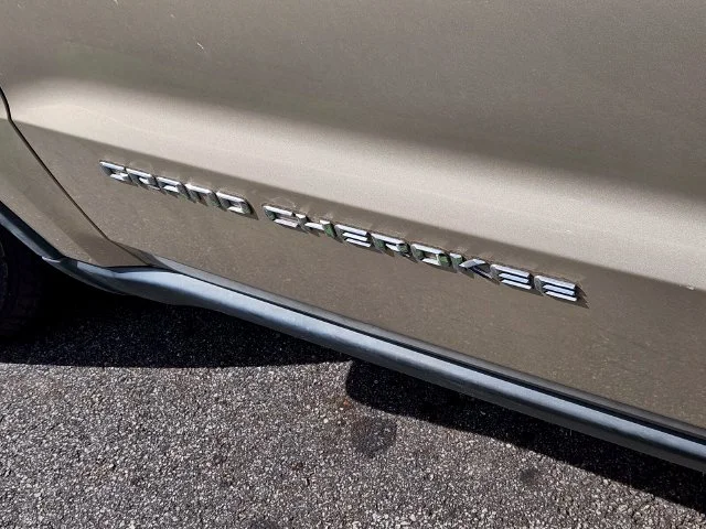 Used 2014 Beige Jeep Laredo image 12
