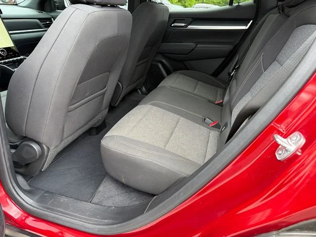Used 2025 Volcanic Red Tintcoat GMC Elevation image 20