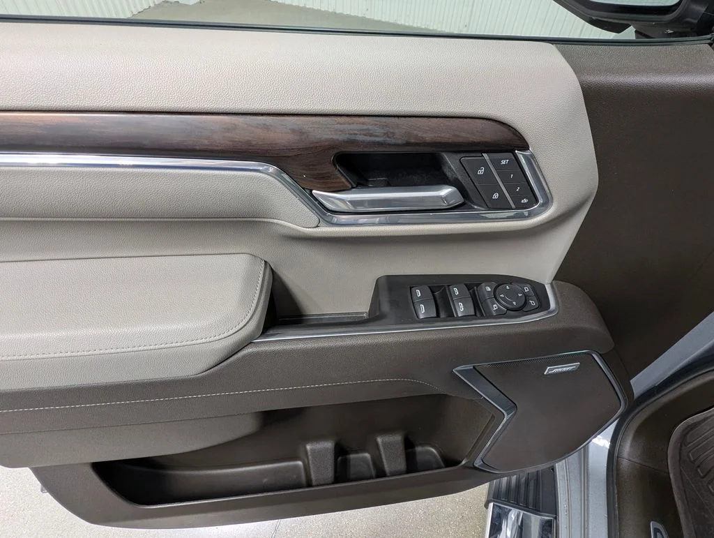 Used 2025 Sterling GMC SLT image 11