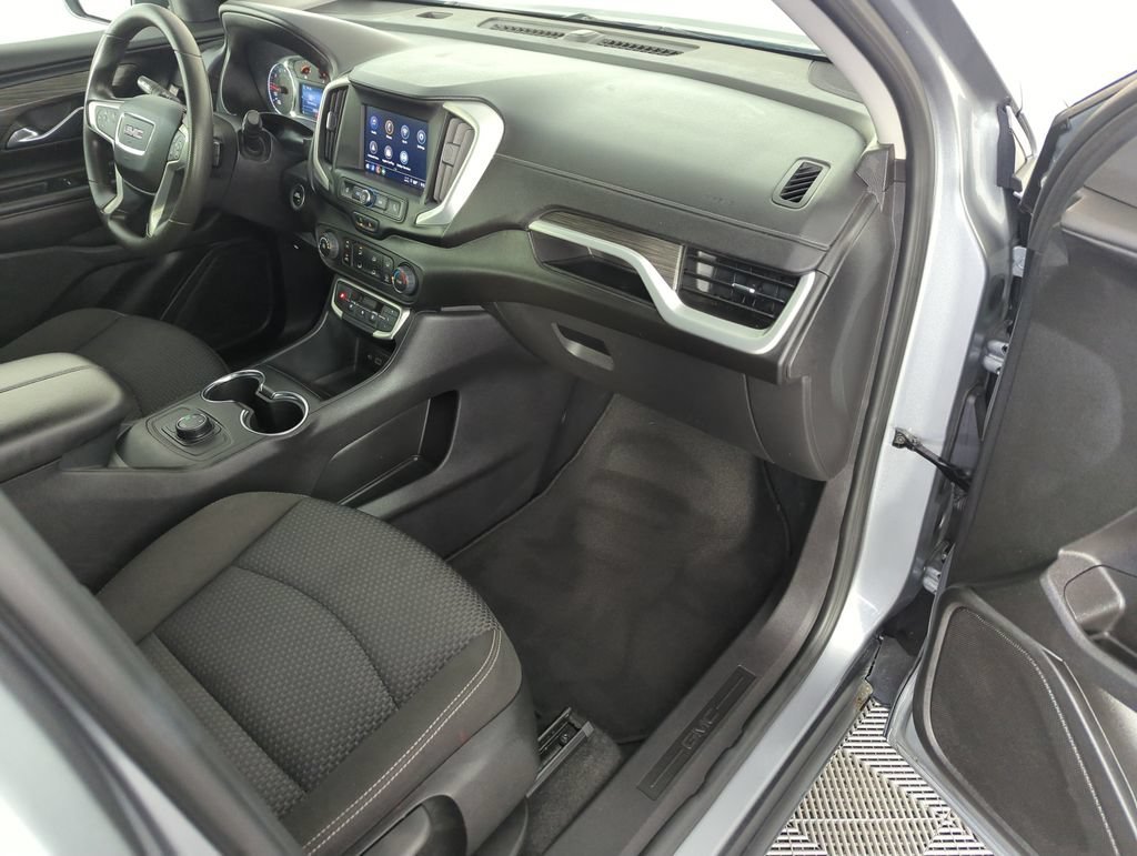 Used 2024 Sterling Metallic GMC SLE image 33