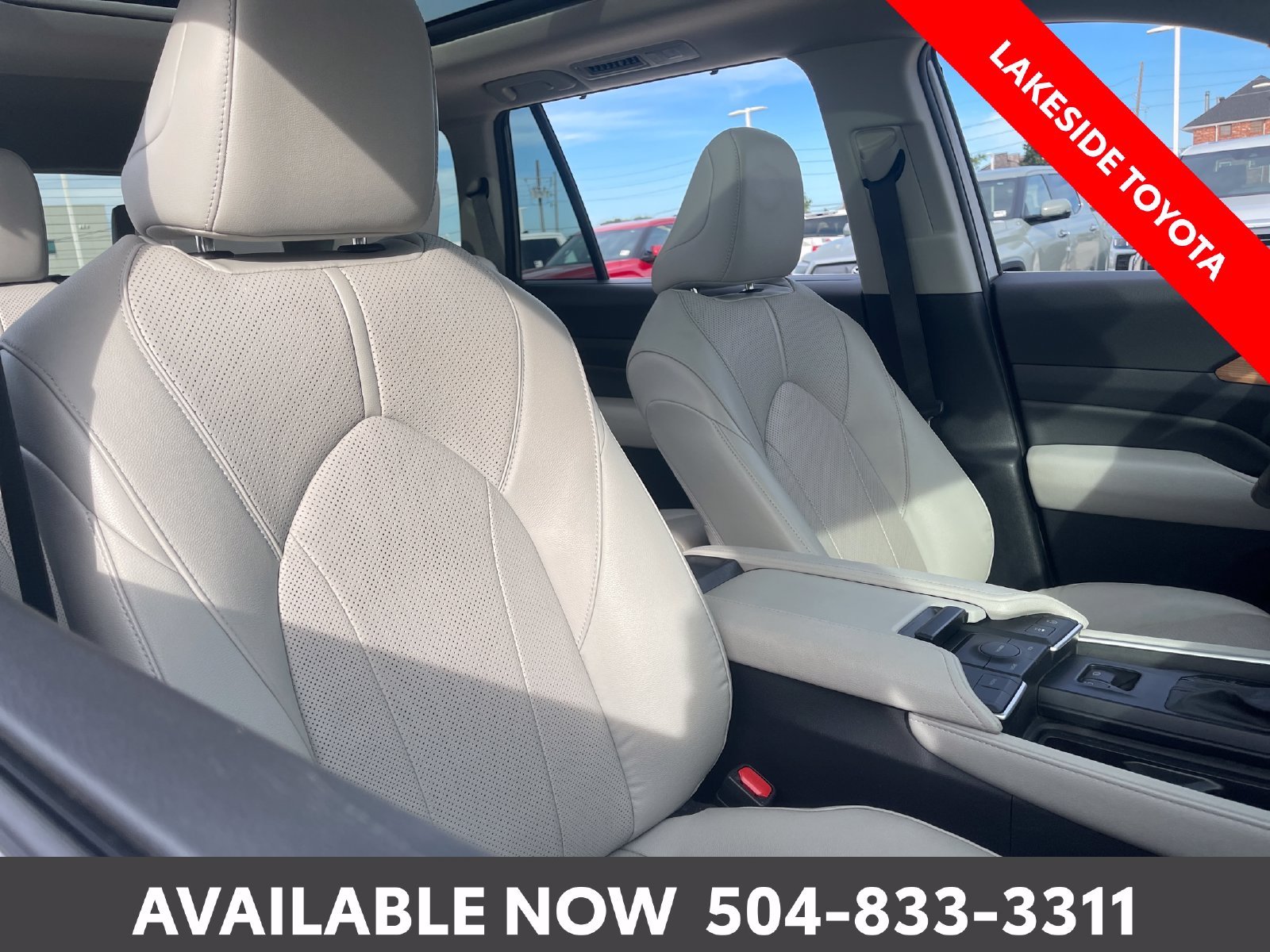 Certified Used 2025  Toyota Limited image 16