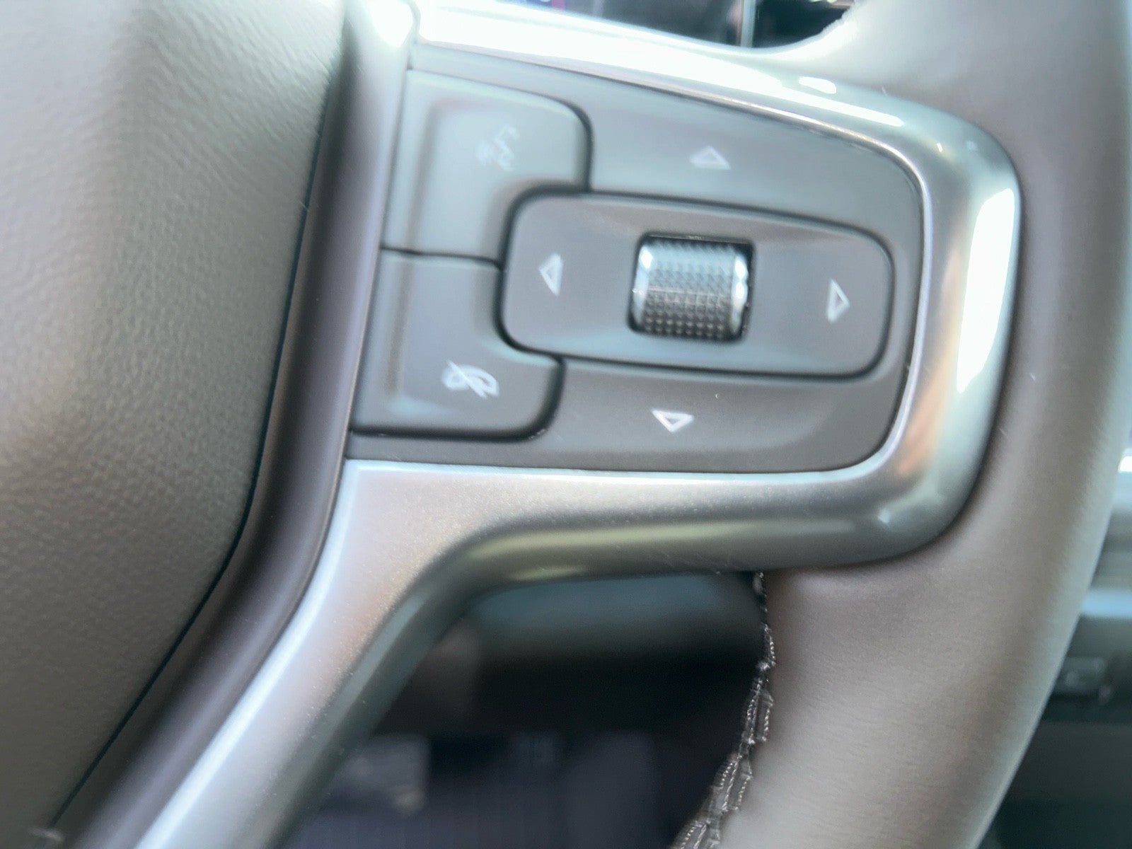 2025 Chevrolet Silverado 2500 HD LTZ - Photo 41