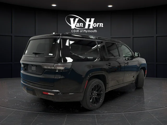New 2026 High Gloss Black Exterior Paint Jeep Limited Reserve image 7