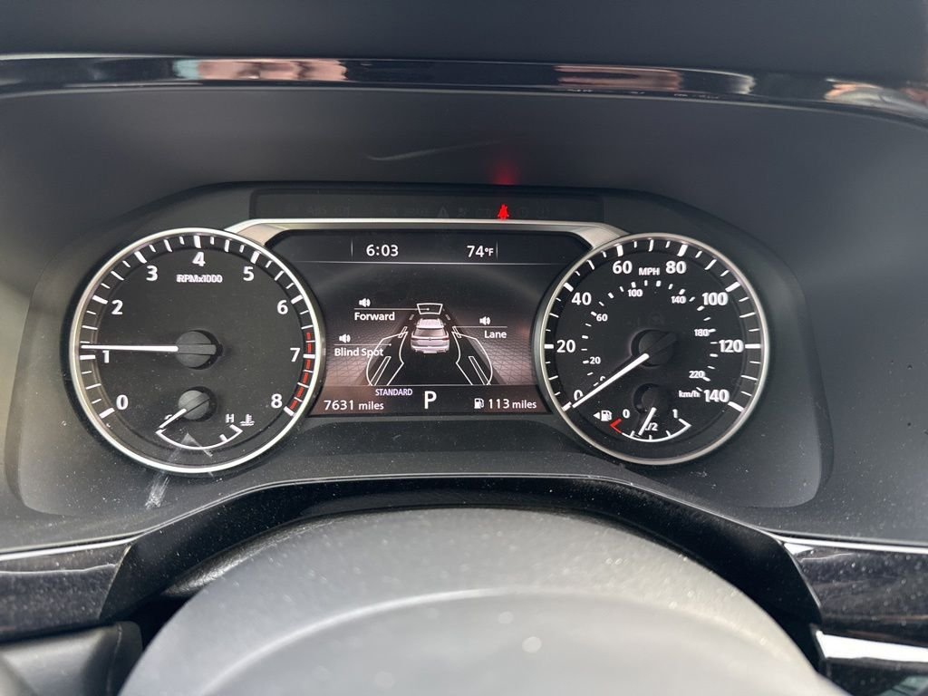 Used 2025 Brilliant Silver Metallic Nissan SL image 13